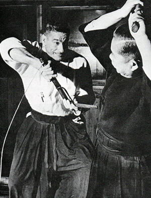 Draetr and Shimizu in Kusarigama